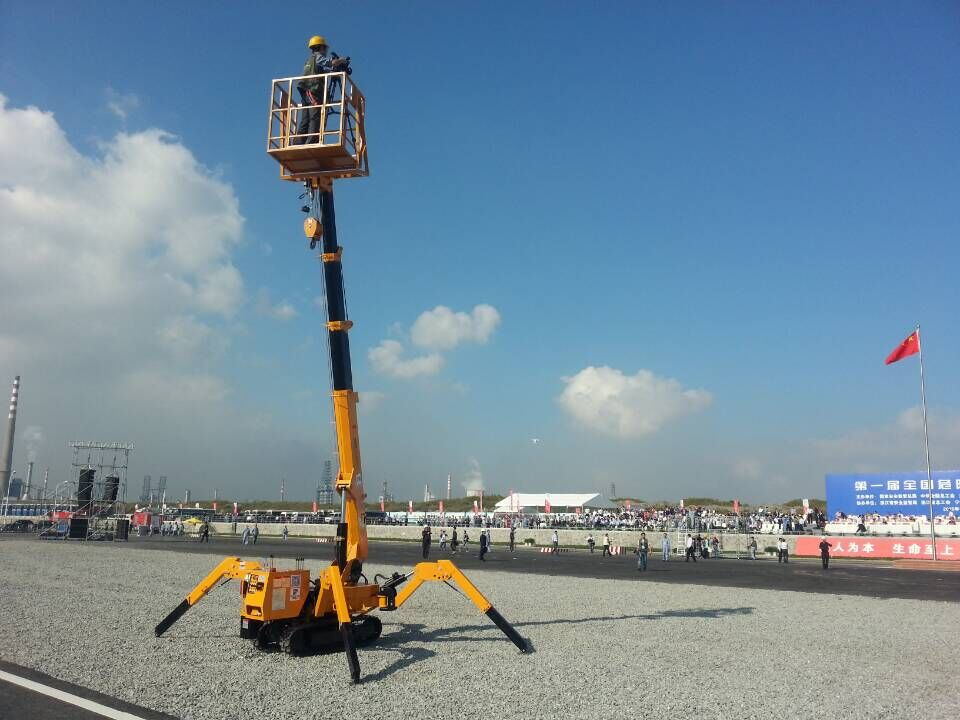 蜘蛛吊車工作現場 蜘蛛吊車工作現場